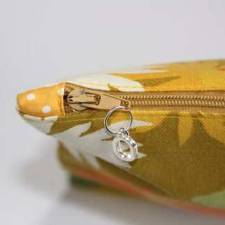 diy sewing kit gift make a vintage zipper pouch kit with vintage floral fabric online