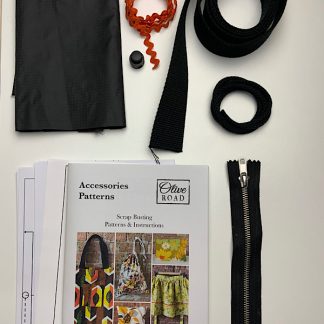 Kit: Accessories pattern book + black haberdashery
